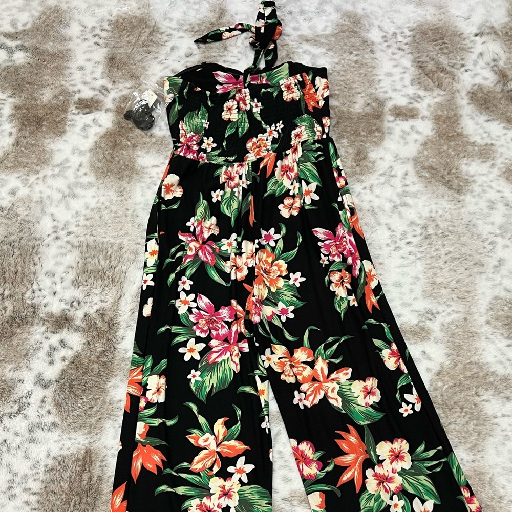 Tropical Floral Jumpsuit Size S NWT